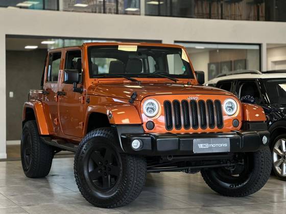 JEEP WRANGLER 3.8 UNLIMITED SAHARA 4X4 V6 12V GASOLINA 2P AUTOMÁTICO
